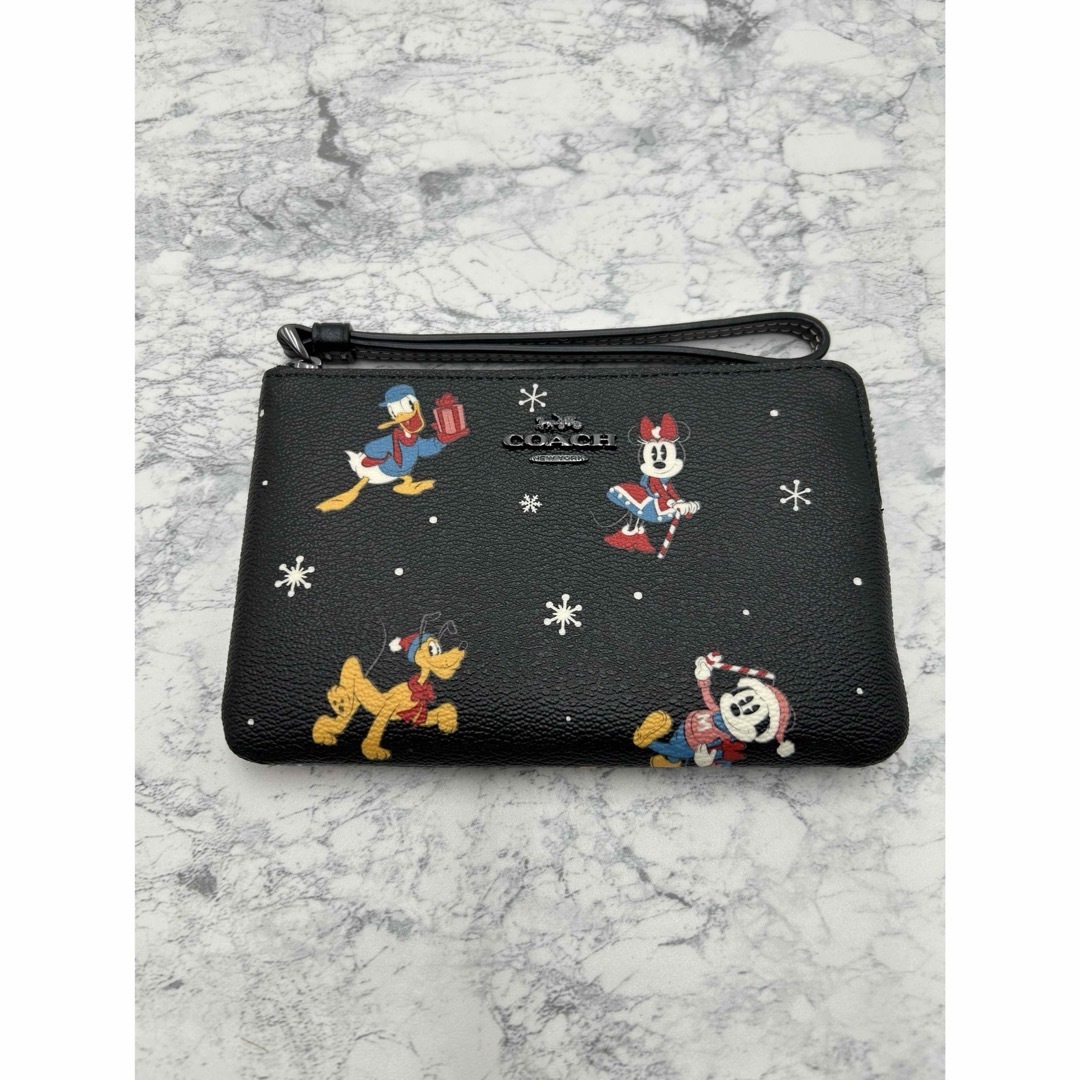 新品未使用 [ディズニー×コーチ] コーナージップリストレット スレッド