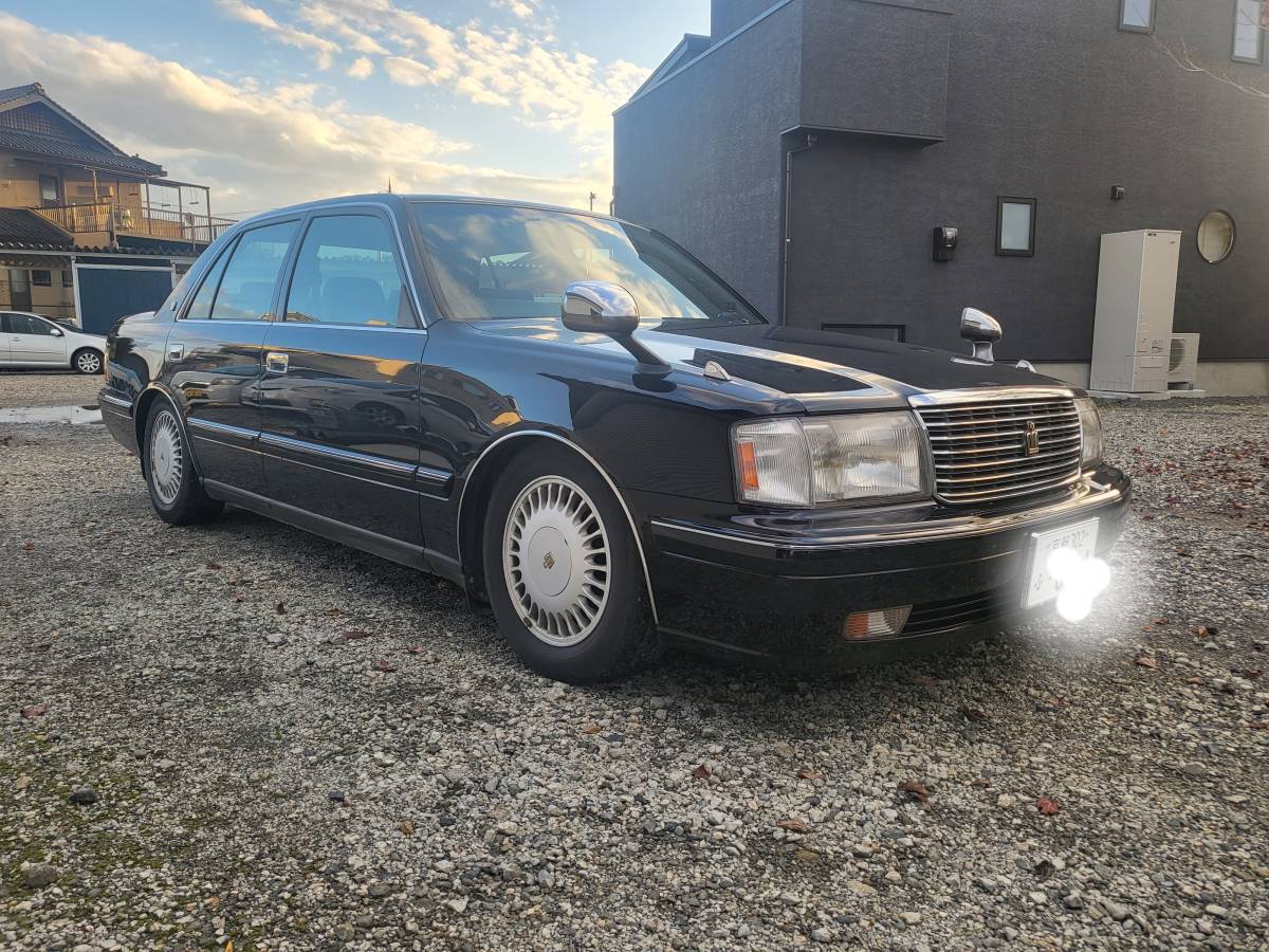 タイヤ3本 トヨタ クラウン 車高調 ロイヤルサルーン クラウンセダン 15クラウン