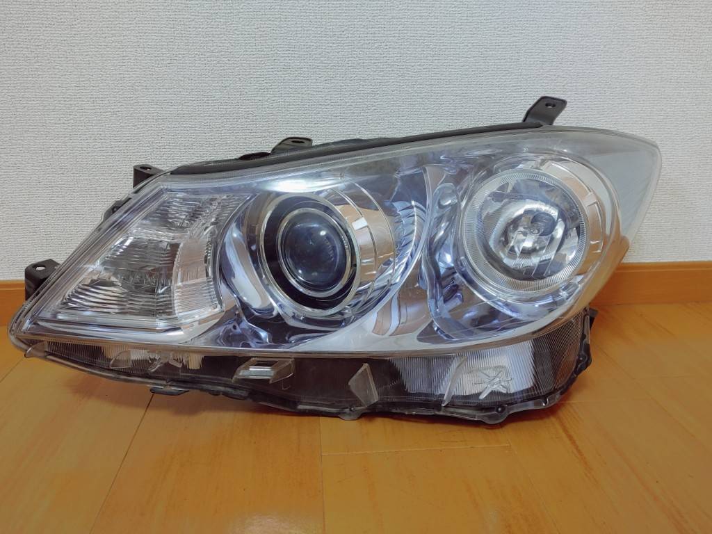 コーティング済 SAI AZK10 右ヘッドランプ・ヘッドライト S AS