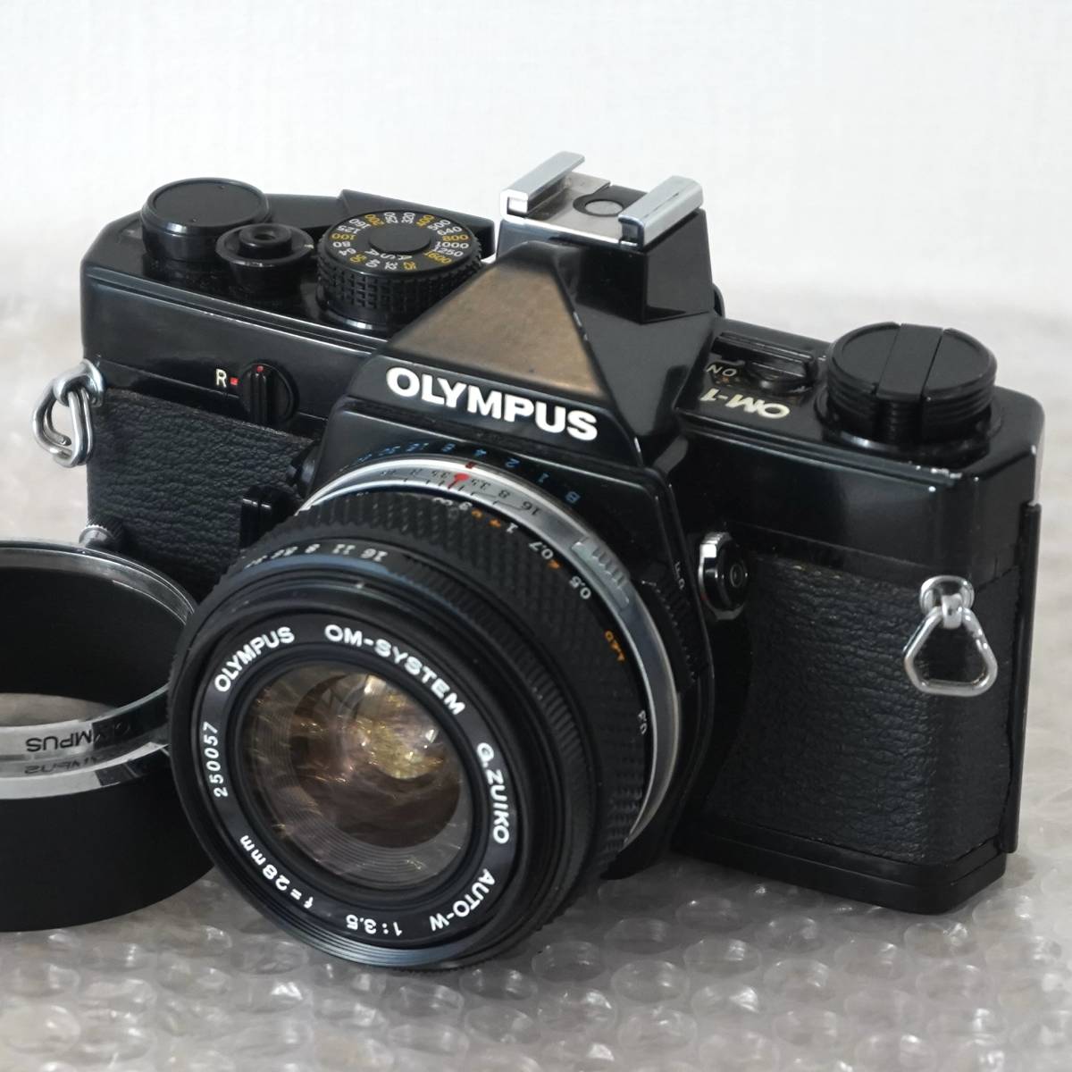 ■美品■ OLYMPUS OM-1 + 28mm F3.5 《 露出計稼働 良好 露出計動作品 オリンパス OLYMPUS OM-1 black + G.Zuiko Auto W 28mm F3.