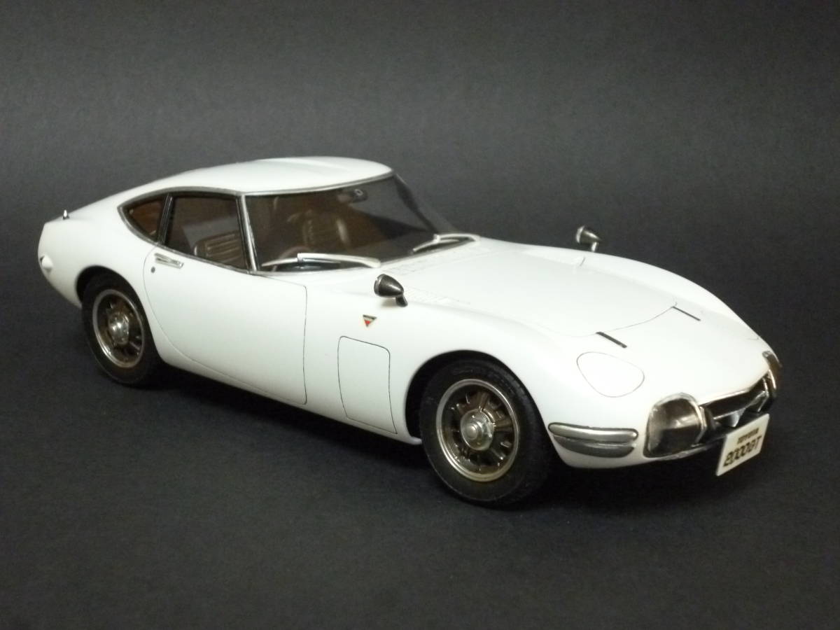 【送料無料，HOT】 ハセガワ 1/24 トヨタ２０００ＧＴ 前期型 完成品 クリアケース付き(完成品)｜売買されたオークション情報、yahooの商品情報をアーカイブ公開 - オークファン 完成品