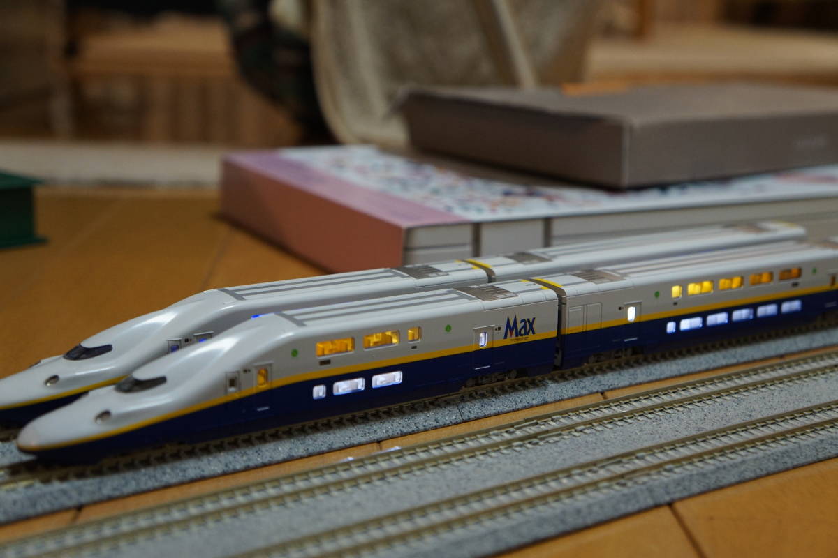 KATO E4系 10-293 全車室内灯取付済KATO〈10-292、293〉E4系新幹線