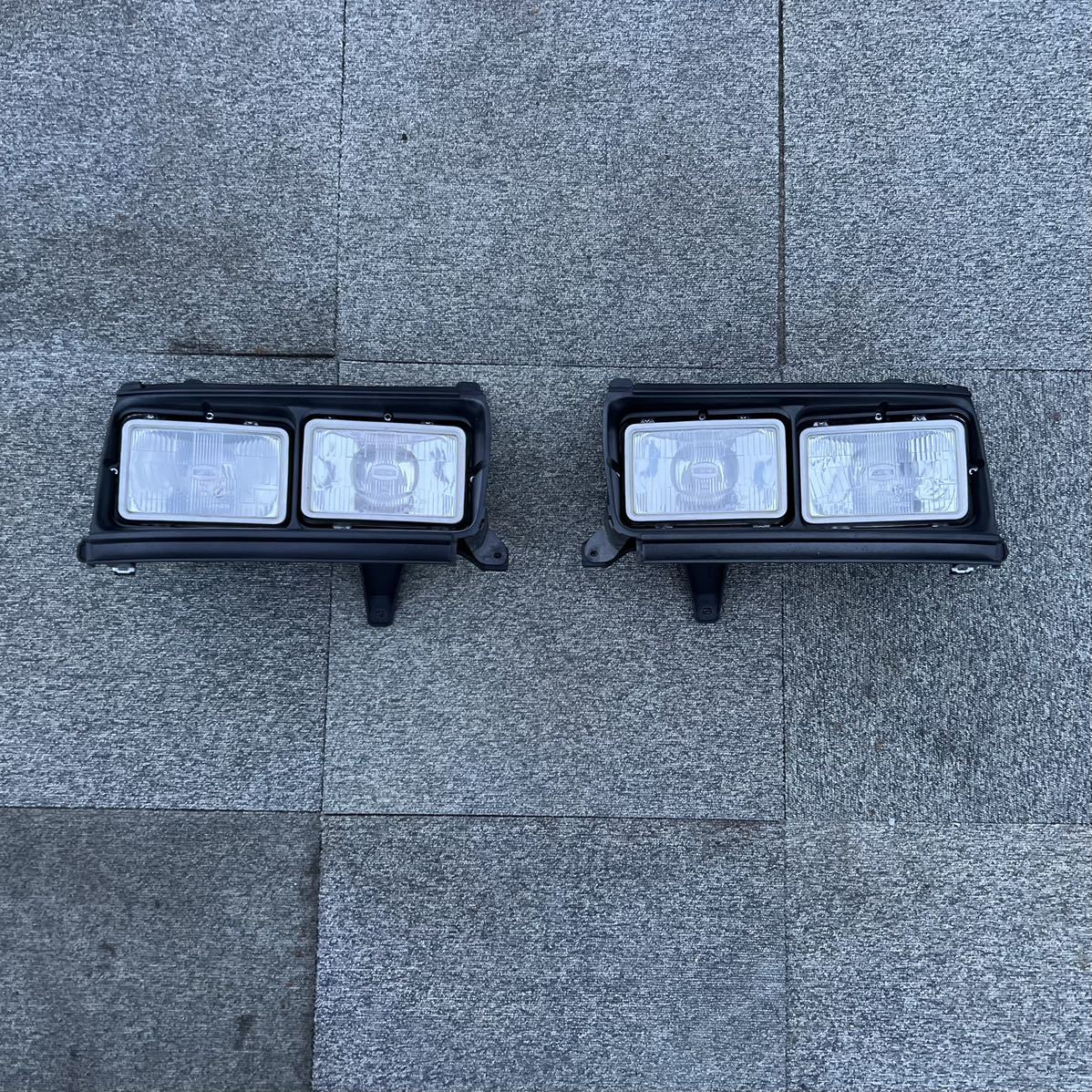希少 ランクル80 角目前期 輸出用ヘッドライト ブラック角目4灯 中古品FZJ80G HDJ81V HZJ81V TOYOTA 左右セットランクル _1
