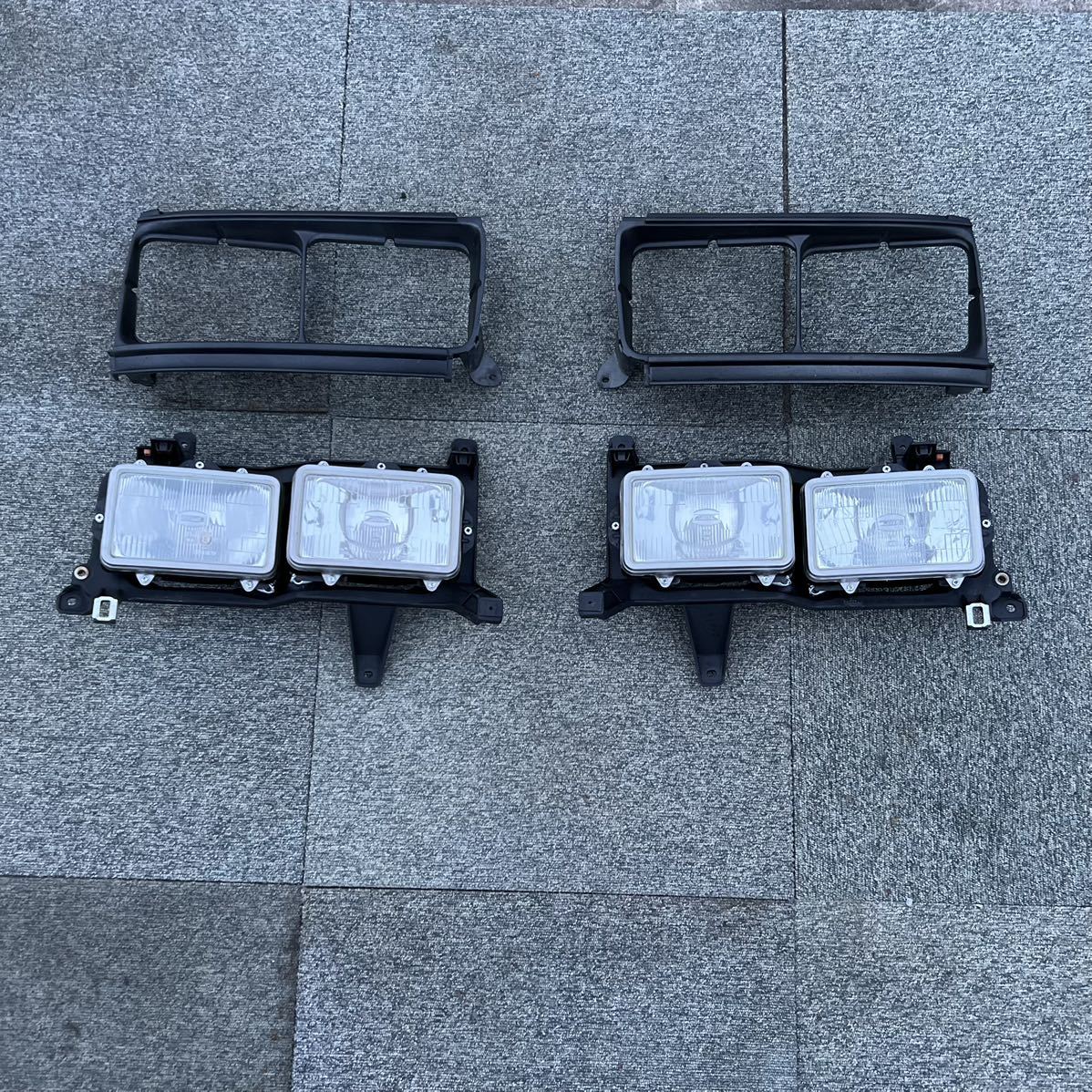 希少 ランクル80 角目前期 輸出用ヘッドライト ブラック角目4灯 中古品FZJ80G HDJ81V HZJ81V TOYOTA 左右セットランクル _2