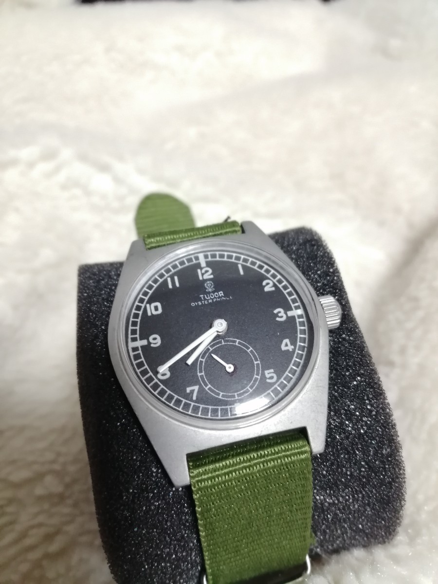 アンティーク　チュードル　スモセコ　軍用時計　チューダー　手巻き　ベトナム戦争　ミリタリーウォッチ　ヴィンテージ　腕時計　戦争