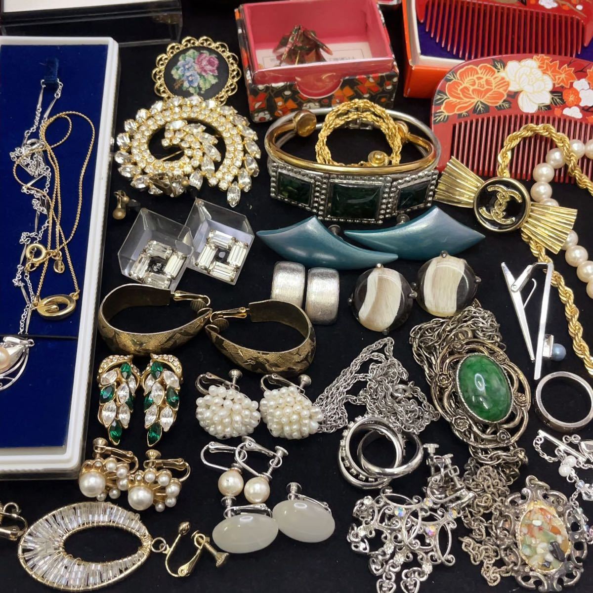 アクセサリー まとめ売り 大量 ネックレス 遺品整理 ジャンク 生前整理
