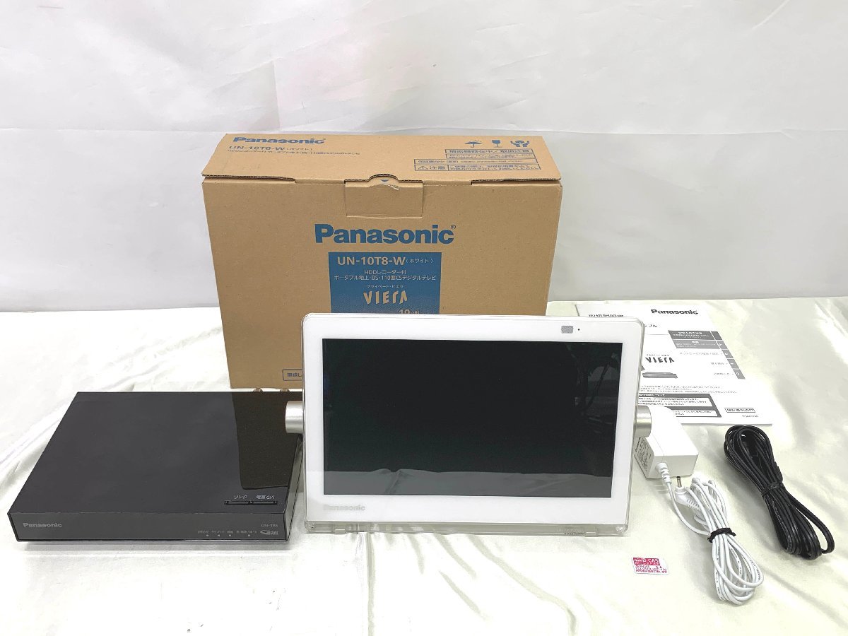 ＜中古品＞Pnasonic パーソナル液晶 UN-10T8-W 付属品：説明書、B-CASカード、ACアダプター、ACコード（12523121820471IK）