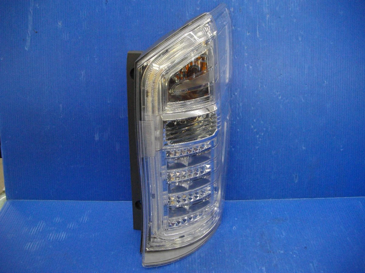 ステップワゴン LED テールライト テールランプ STANLEY W0587 ステップワゴン LED テールライト テールランプ STANLEY W0587