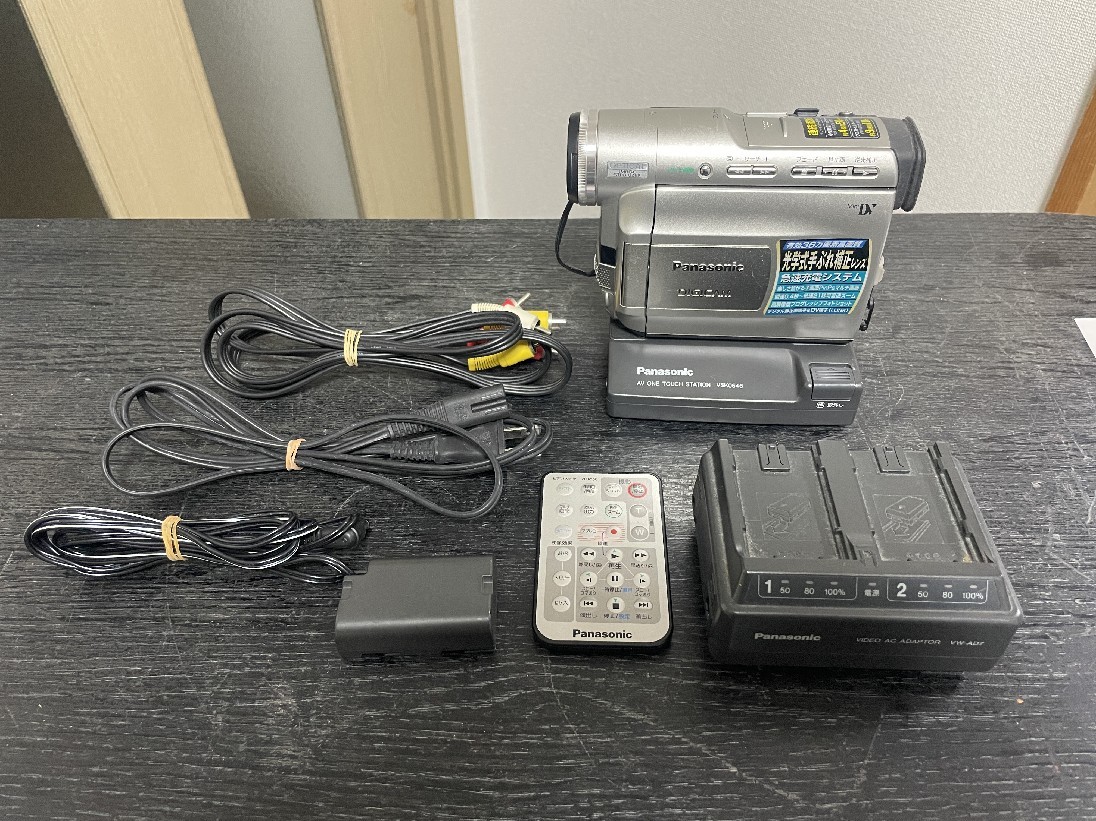 Panasonic NV-DS9 miniDV デジタルビデオカメラ 動作正常 パナソニック