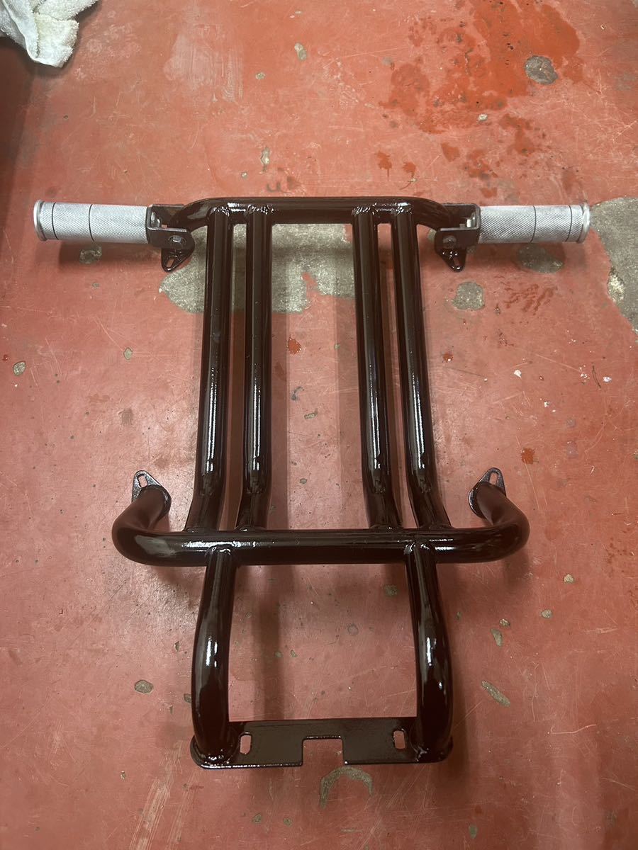 ズーマー　サブフレーム　ステップ　HONDA AF58 ZOOMER_1