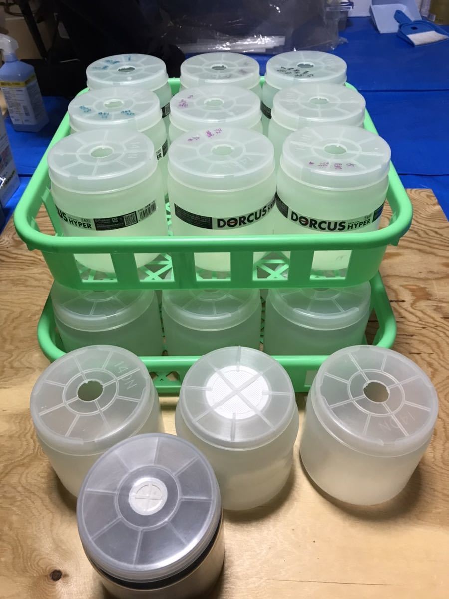 使用済み空ボトル　1400 20本　1200 1本　人工蛹室　1本　カゴ２枚付き_1