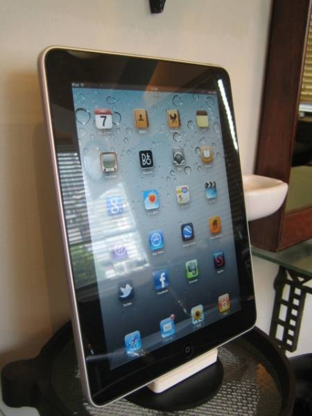 ipad/WI-FI/16GB/保護フィルム付き/美品_1