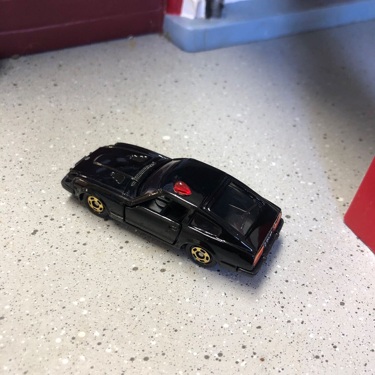 トミカ アピタ ピアゴオリジナル 国産歴代スポーツカーパトカー列伝 第2弾 日産フェアレディZ280Z-T 覆面パトカータイプ_6