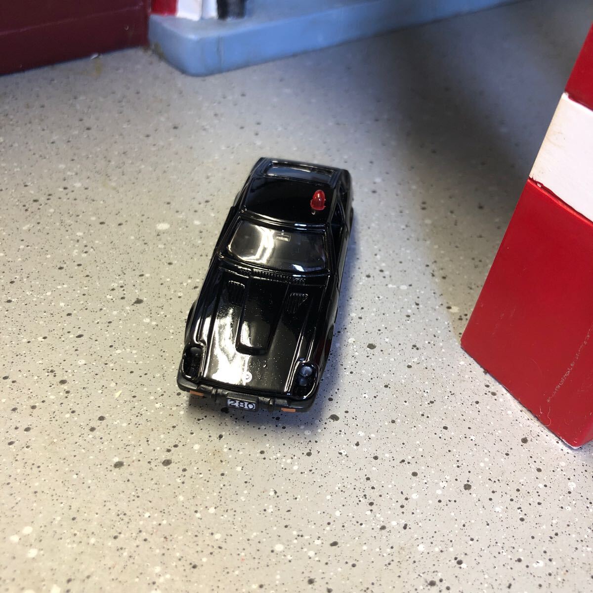 トミカ アピタ ピアゴオリジナル 国産歴代スポーツカーパトカー列伝 第2弾 日産フェアレディZ280Z-T 覆面パトカータイプ_7