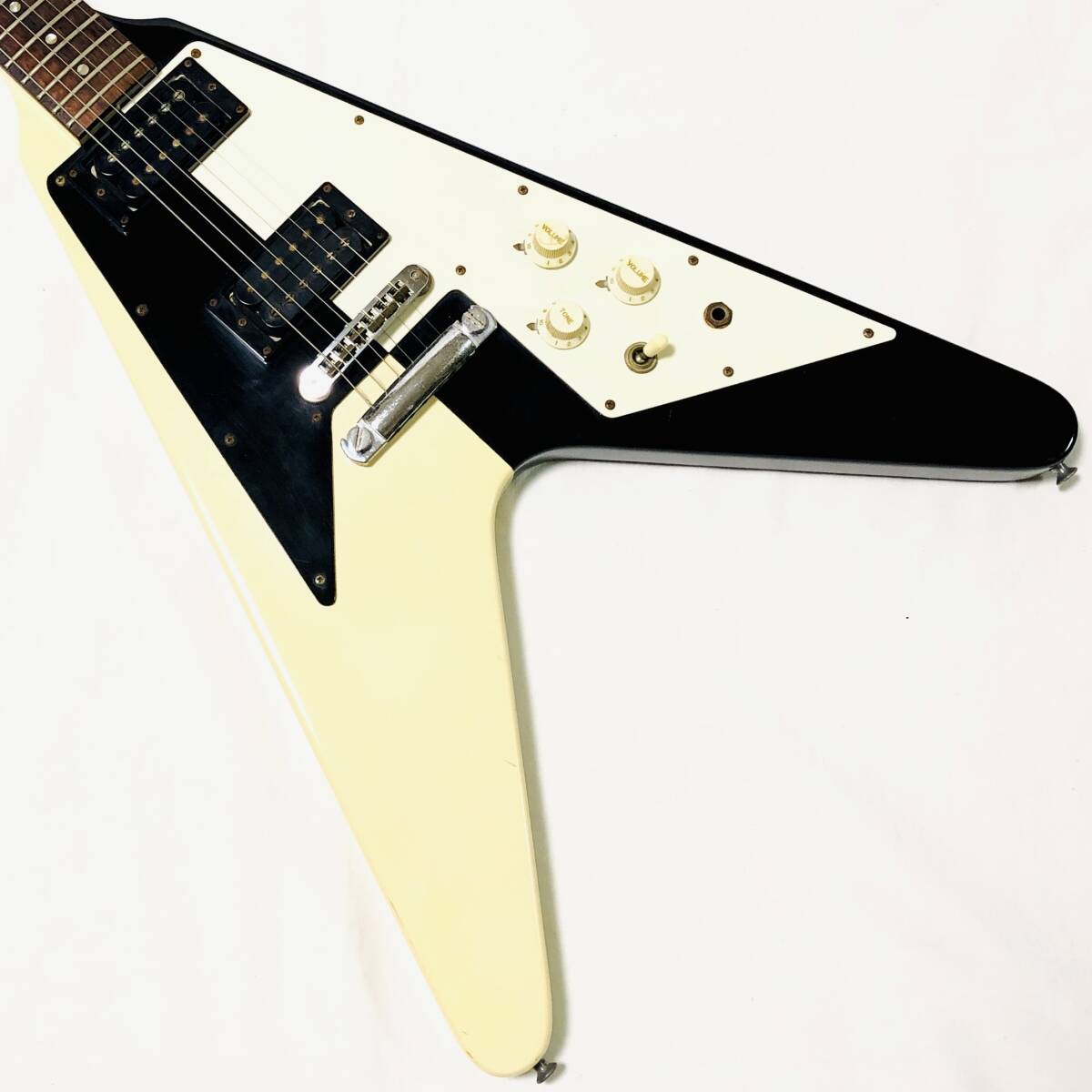 Fernandes FV-85MS Michael Schenker Flying-V model 1983-1984