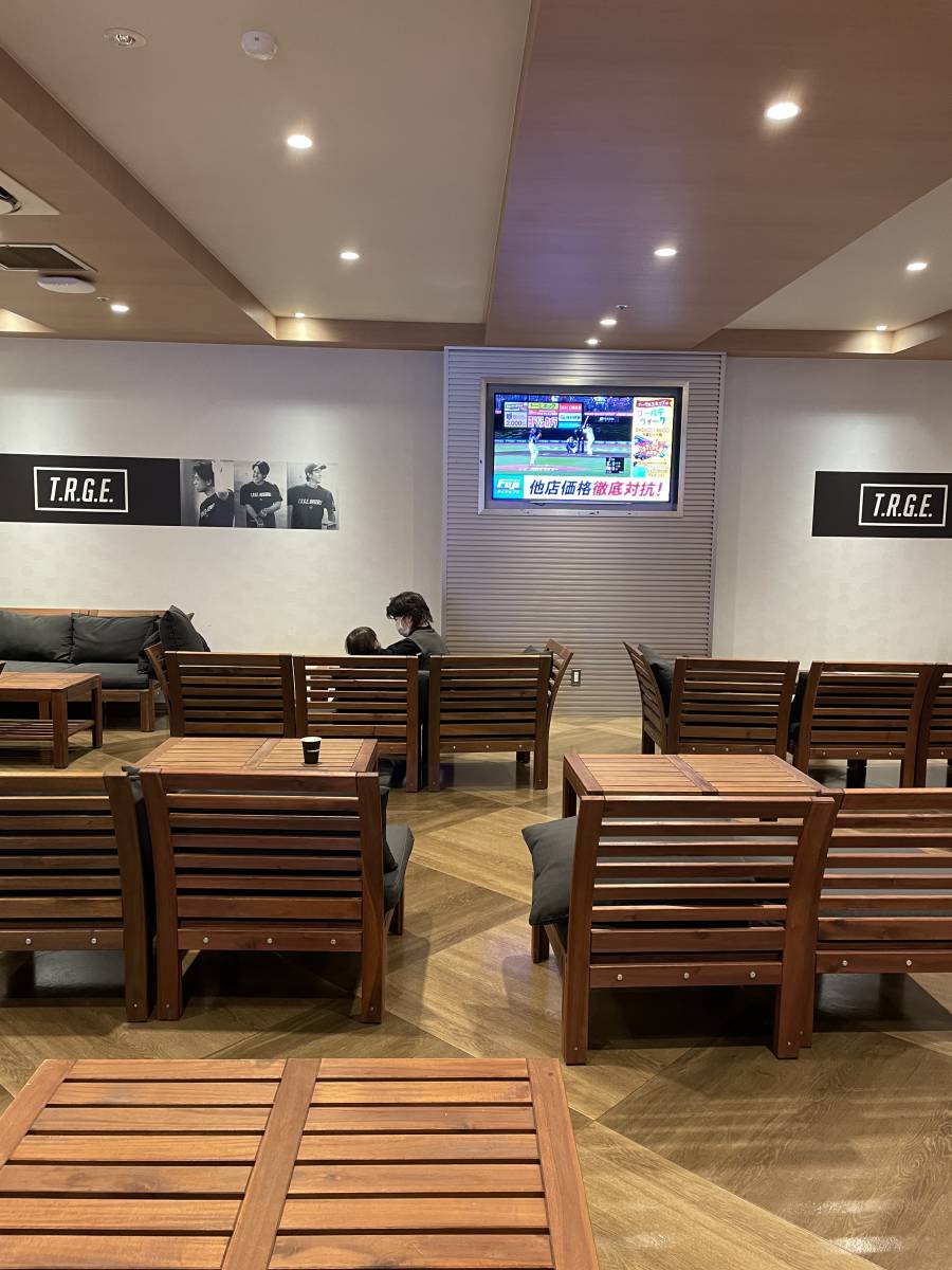 良席★4月12日（金）楽天イーグルスvs千葉ロッテ戦★バックネット裏ＶＩＰシート５列目通路側２枚連番・格安即決！_3