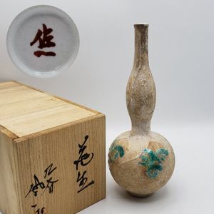 松本佐一 花瓶の値段と価格推移は？｜6件の売買データから松本佐一