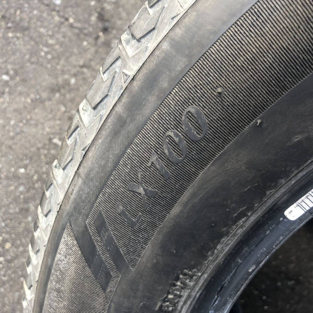 ブリヂストン　235/55R17 アレンザ　LX100 2021年製_10