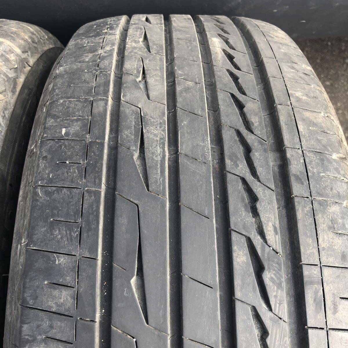 ブリヂストン　235/55R17 アレンザ　LX100 2021年製_5