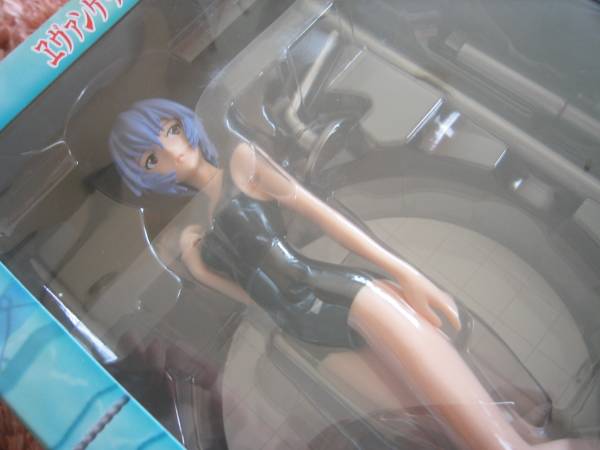 エヴァンゲリオン新劇場版スクール水着フィギュア綾波レイ非売品_2
