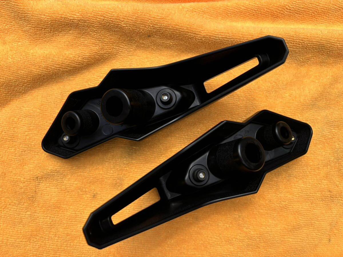 【美品、送料無料】Z900RS 左右セット エンジンガード 純正_7