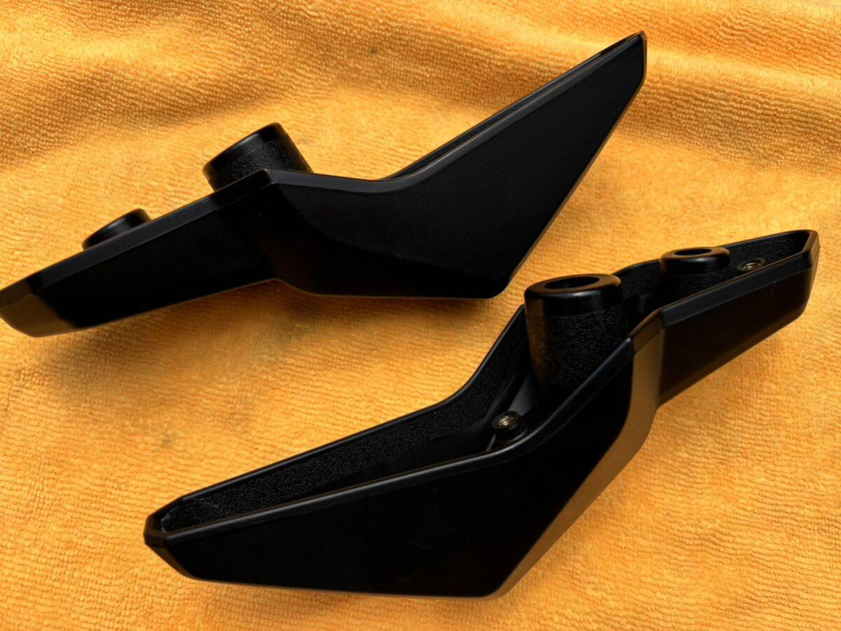 【美品、送料無料】Z900RS 左右セット エンジンガード 純正_8