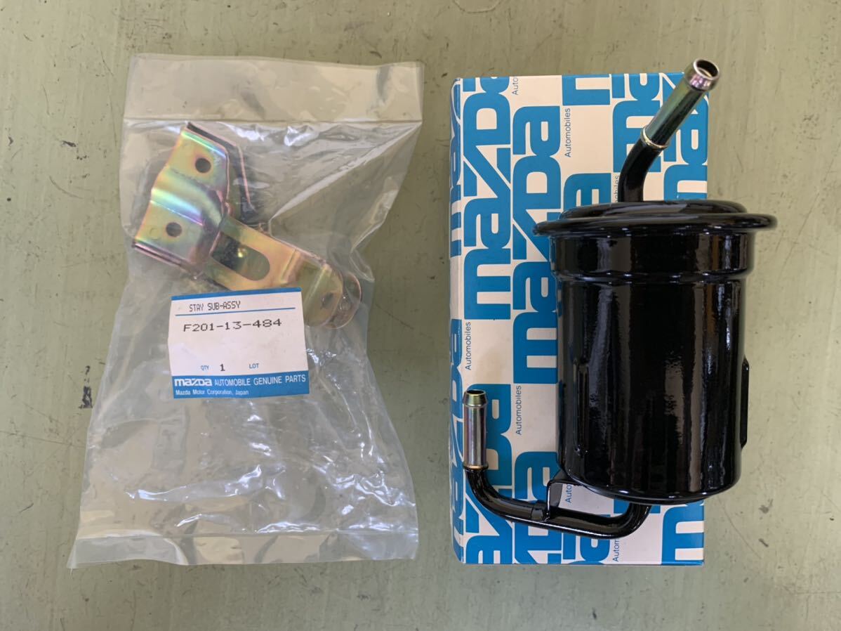 NA6CE ユーノスロードスター　純正燃料フィルターとブラケット　新品未使用！　B61P-13-480 F201-13-484_1