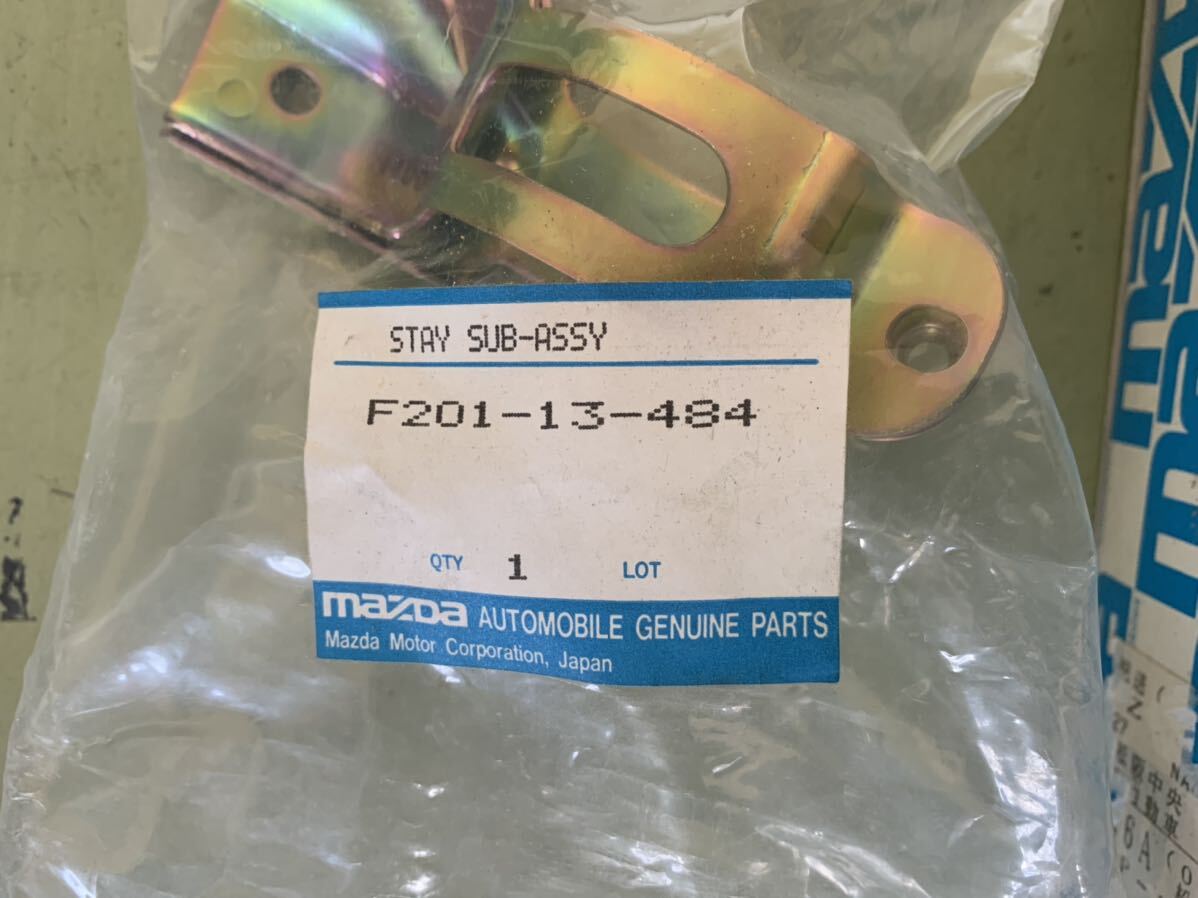 NA6CE ユーノスロードスター　純正燃料フィルターとブラケット　新品未使用！　B61P-13-480 F201-13-484_3