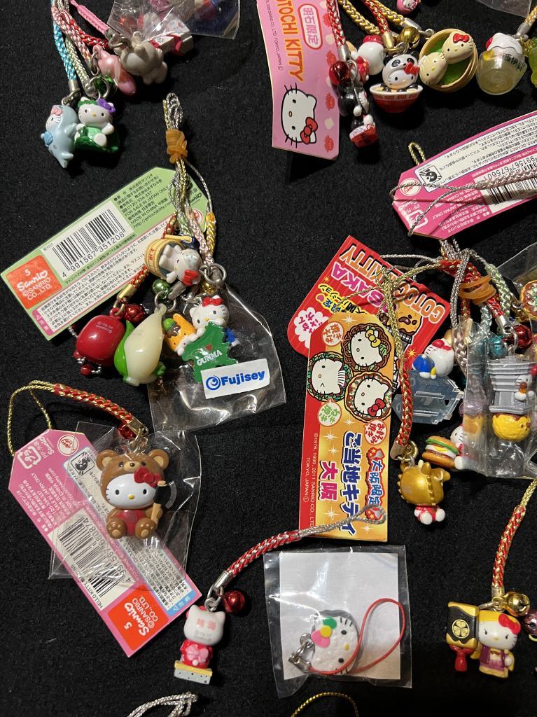 ご当地限定キティ 224個 根付け 大量 キティちゃん まとめ売り 海外