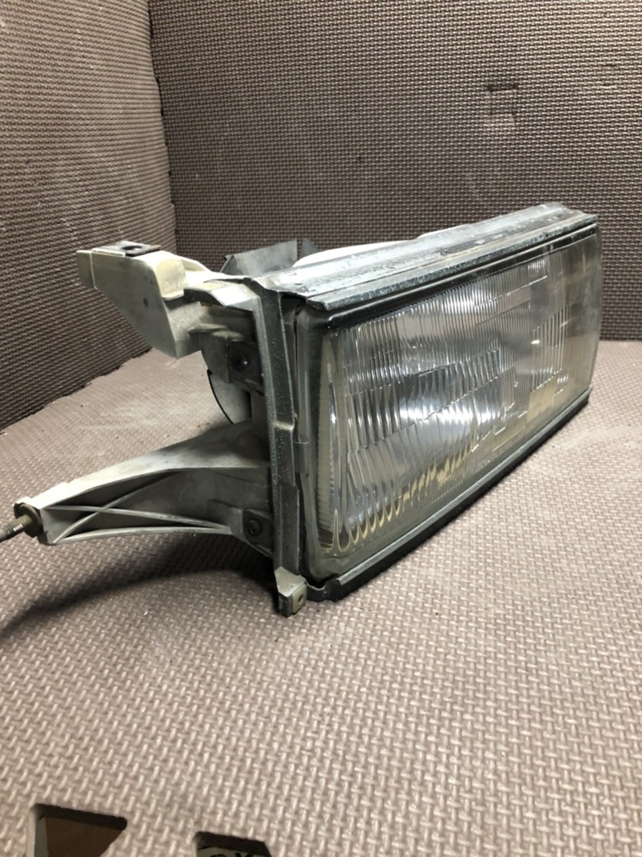 マークⅡ　GX71 セダン　右ヘッドライト　KOITO 20-156_6