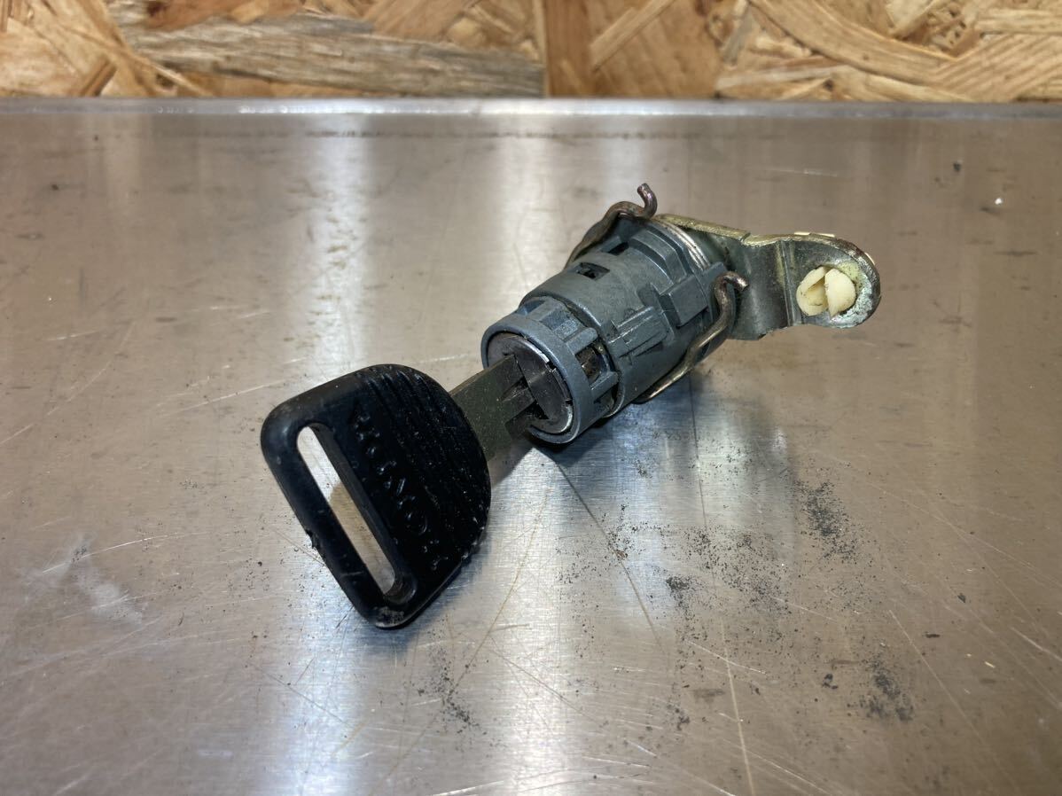 バモス HM1 HM2 HJ1 HJ2 キーシリンダー 運転席ドア用　②_1