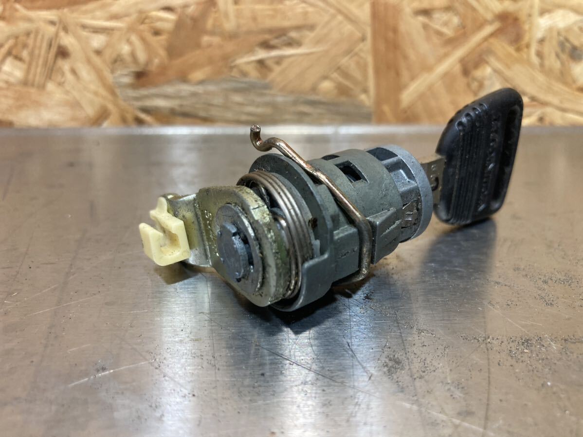 バモス HM1 HM2 HJ1 HJ2 キーシリンダー 運転席ドア用　②_2