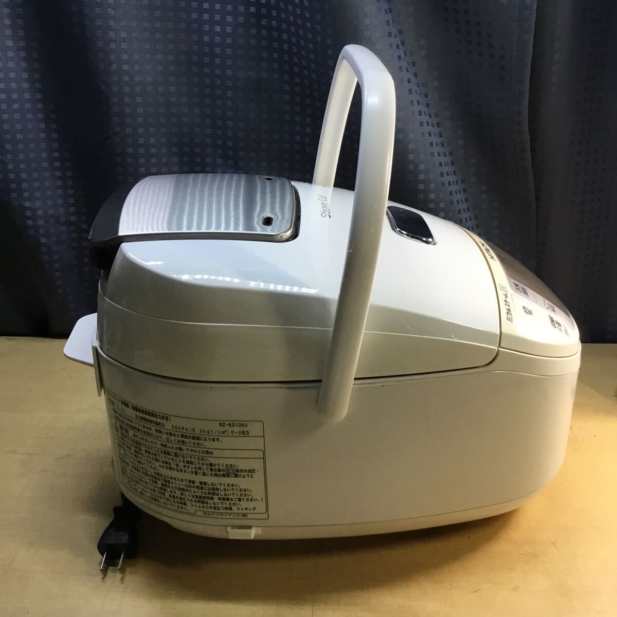 (100285G) 2012年製 HITACHIタイガー 炊きたて IH 炊飯ジャー RZ-KX100J 5.5合炊き 炊飯器 中古品_6