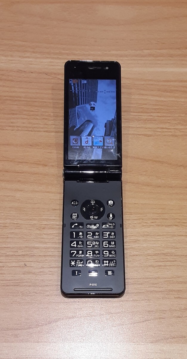 携帯電話 NTT ドコモ P-01E 黒 ブラック パナソニック docomo ガラケー