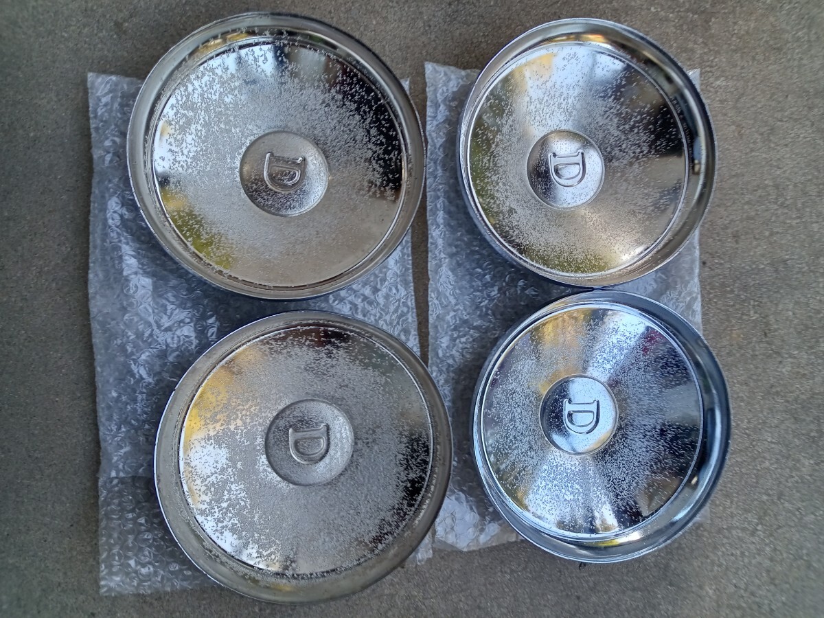 ダットサン　ホイールキャップ　ブルーバード310系？　新品？再メッキ？　キレイです_4