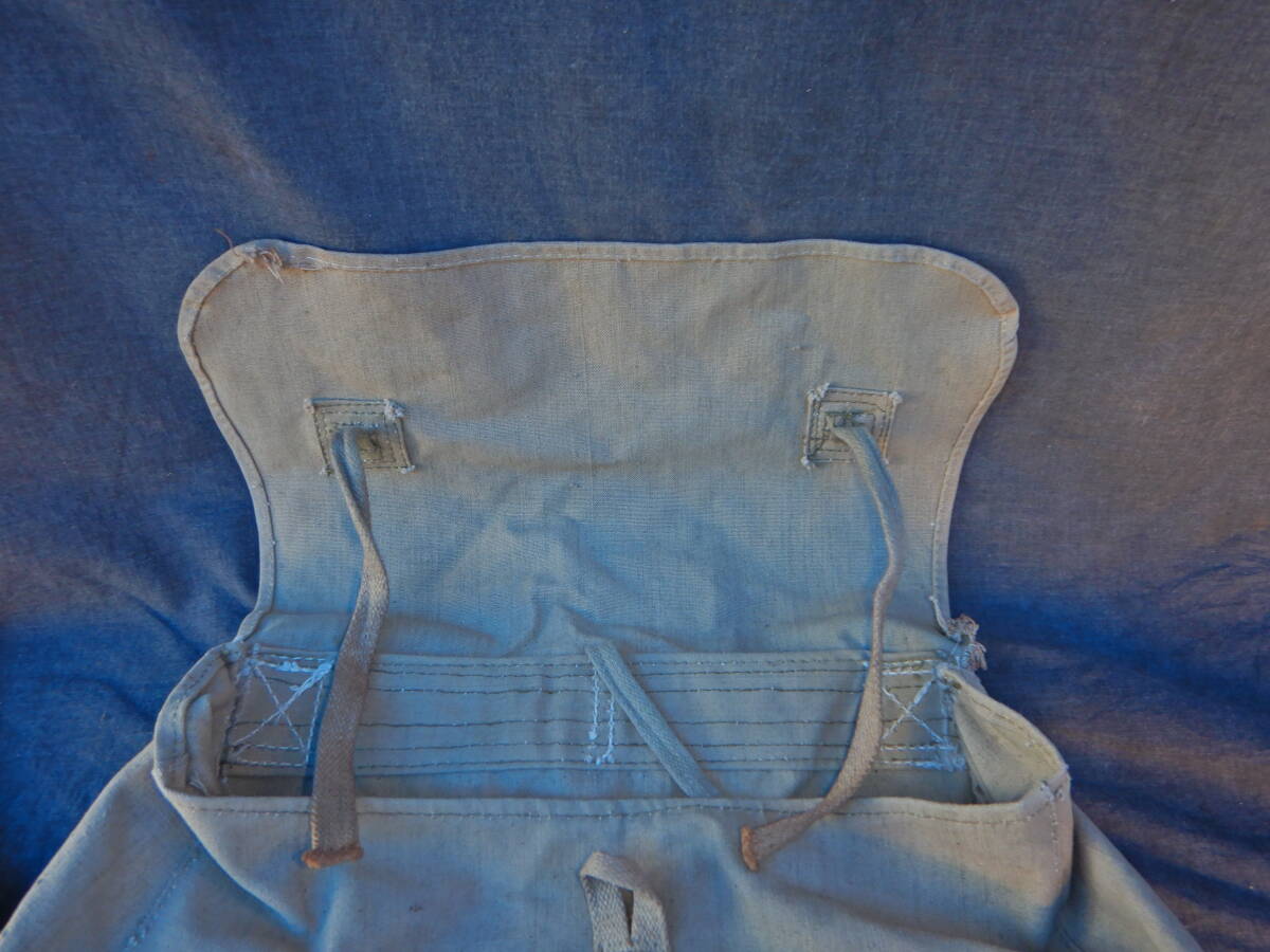 ③旧家からの出品 戦前 戦中 旧日本軍 陸軍 海軍 日本海軍 布鞄 カバン 図嚢 布カバン 鞄 日本軍 軍装品 未使用品_2