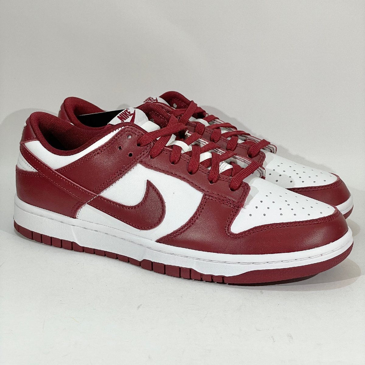 Nike dunk ナイキ赤スニーカー Nike Dunk Low SP White and University