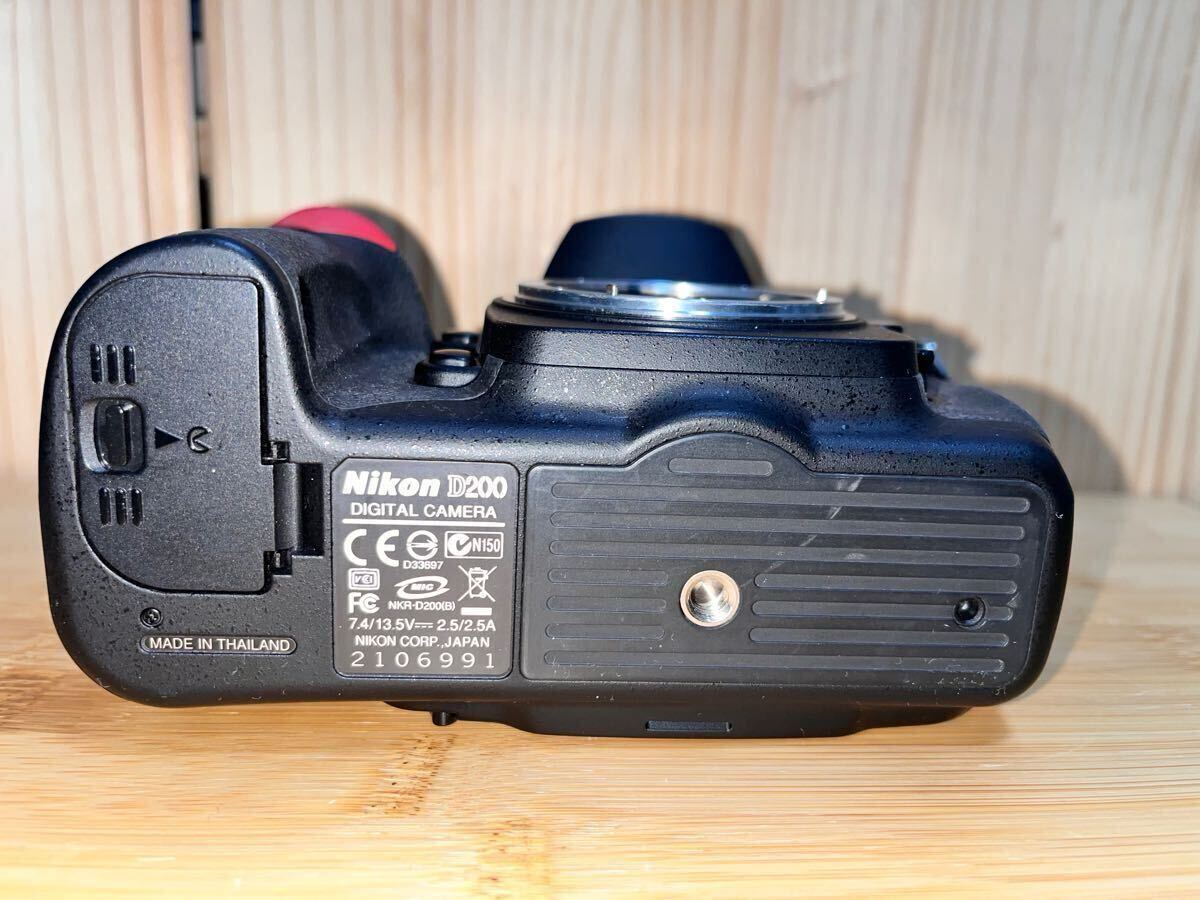 ☆ショット数3132 美品 Nikon ニコン D200ボディ CCDセンサー 10.2 メガピクセル APS-C デジタル一眼レフカメラ DXフォーマット_6