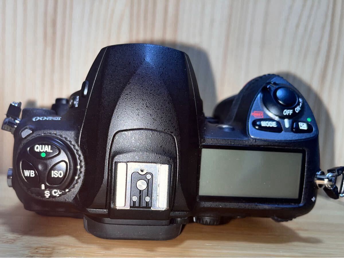 ☆ショット数3132 美品 Nikon ニコン D200ボディ CCDセンサー 10.2 メガピクセル APS-C デジタル一眼レフカメラ DXフォーマット_7