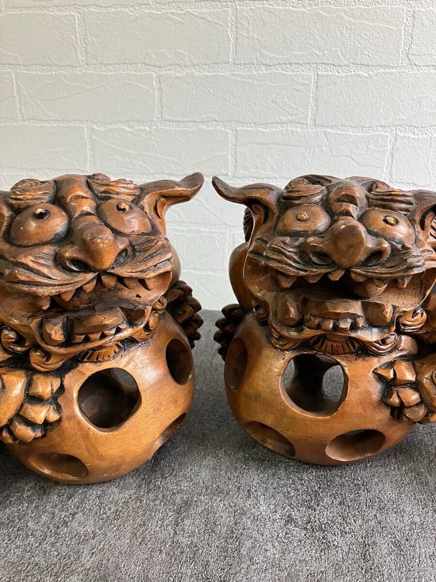 木彫り 玉乗り 獅子 雄雌セット 玉 玉獅子 骨董 木製 シーサー 置物