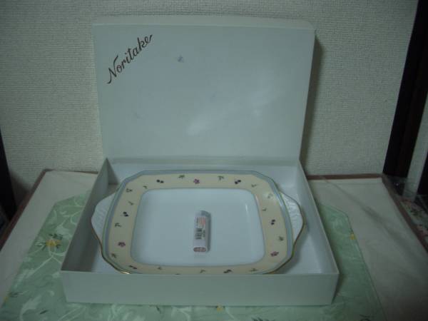 ノリタケ　ガトゥープワール　スクエアプレート_2