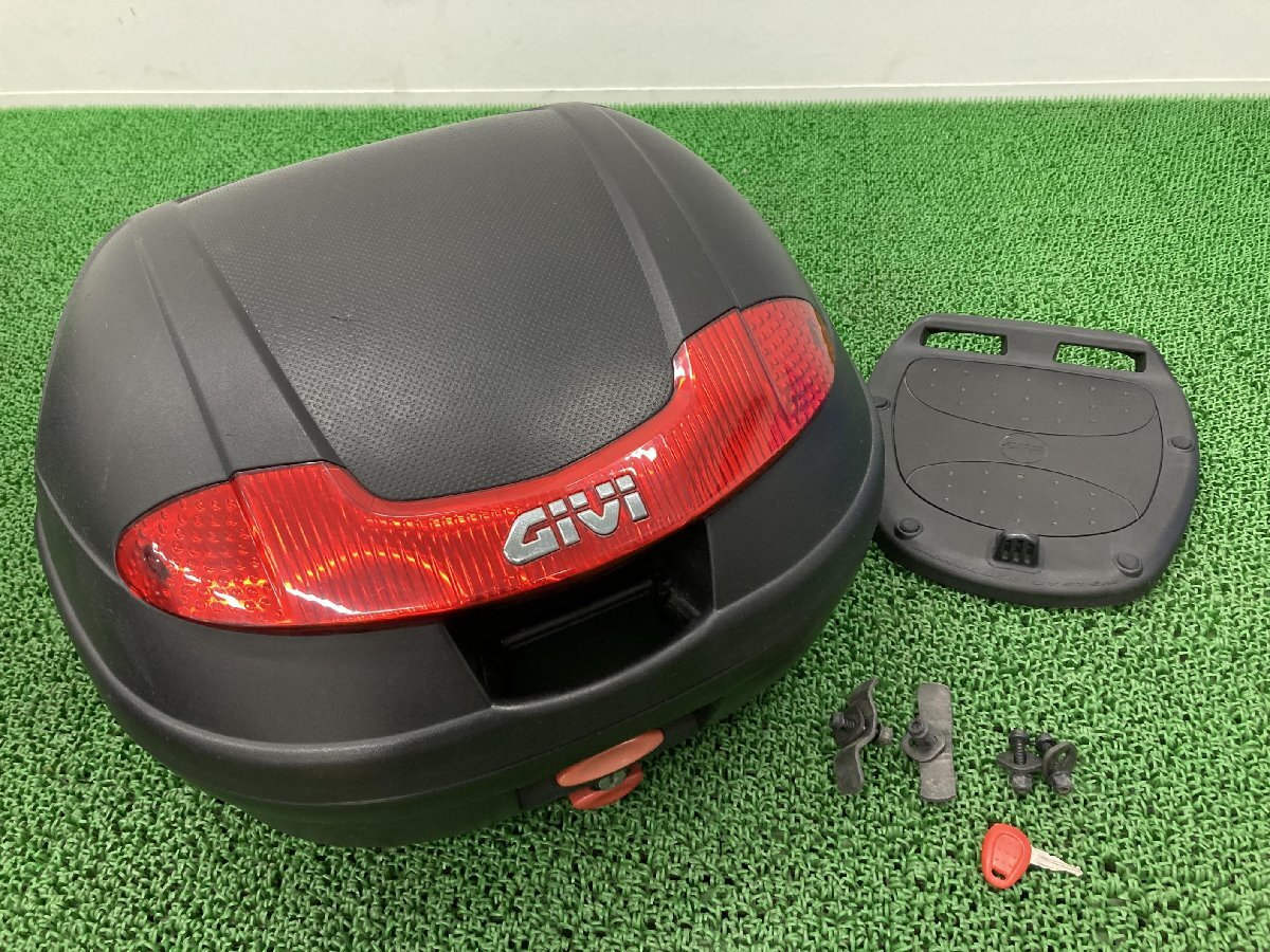 GIVI製 トップケース 社外 中古 バイク 部品 鍵 ベース付き リアボックス テールボックス モノロック ペイント素材に_1