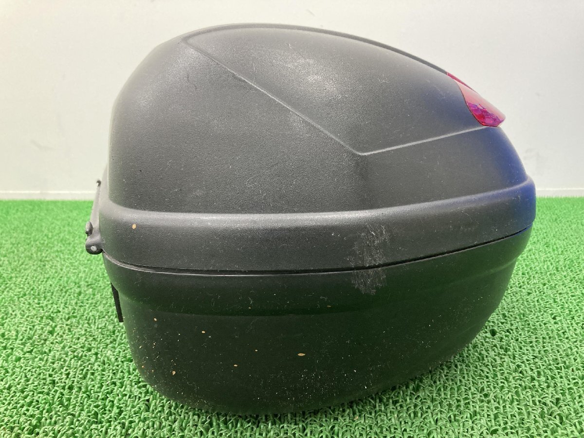 GIVI製 トップケース 社外 中古 バイク 部品 鍵 ベース付き リアボックス テールボックス モノロック ペイント素材に_2