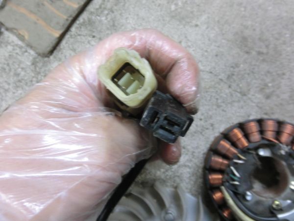 クレアスクーピー　AF55　ジェネレーターセット　純正　宅配便の場合６０サイズ　管理NO、4220 クレアスクーピー ジェネレーター AF55 ステーターコイル クレア スクーピーズーマーバイト