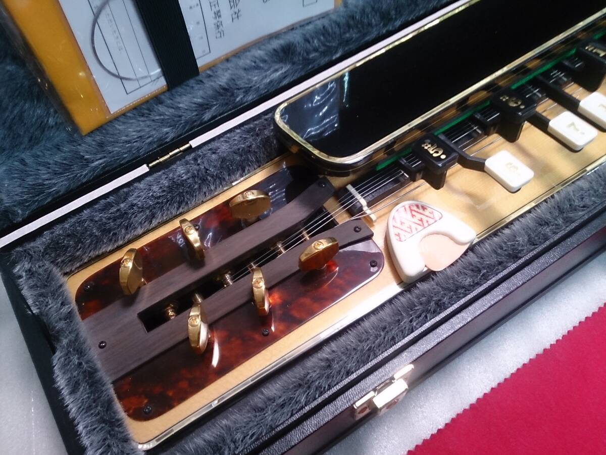 美品・大正琴・曙・螺鈿細工・岩間楽器・ライリッシュ・LYRISH・ハード