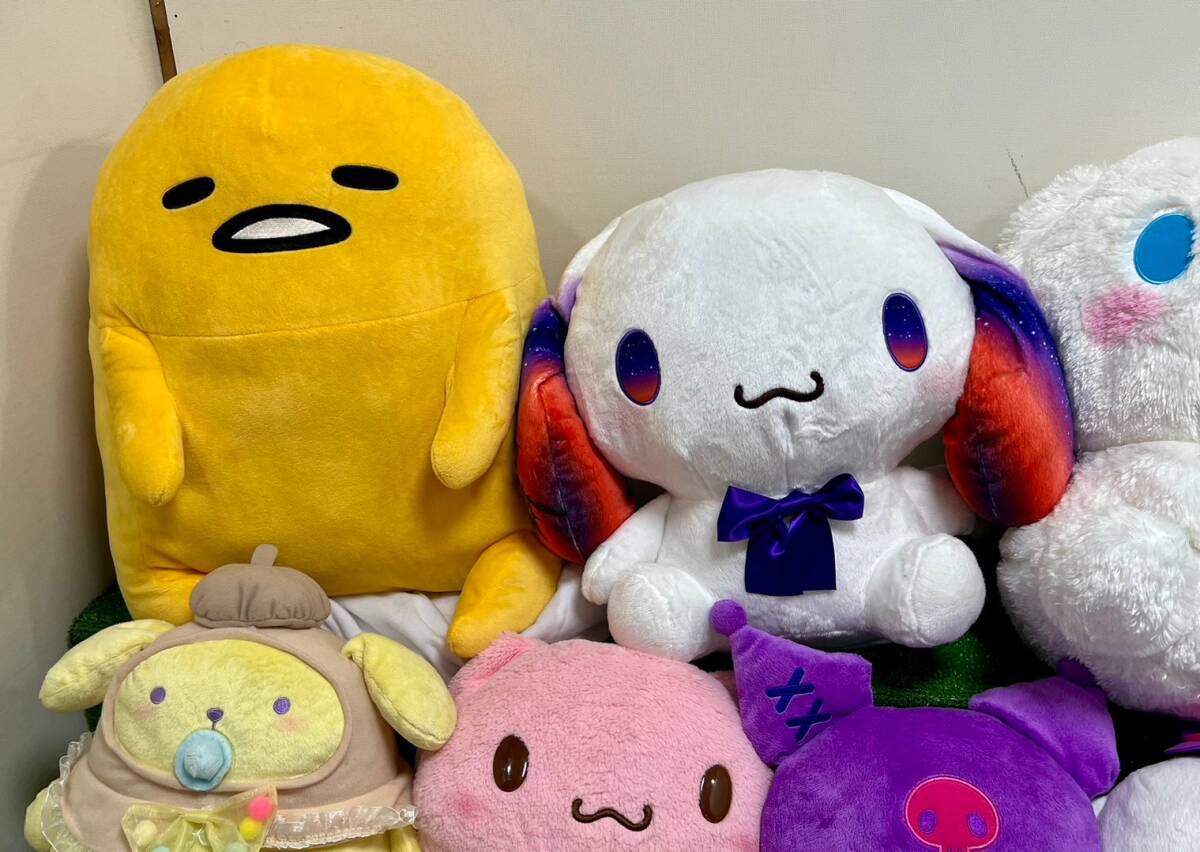 ○17-16 サンリオ ぬいぐるみ 大量 まとめ シナモン ポチャッコ キティ
