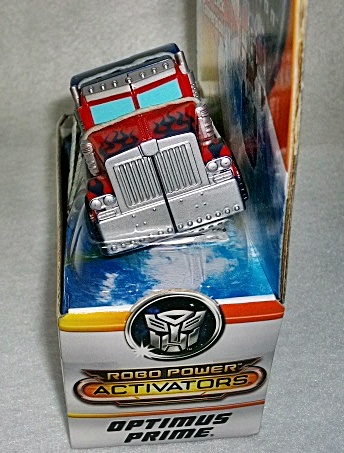 トランスフォーマー Dark of the Moonオプティマスプライム US版_3