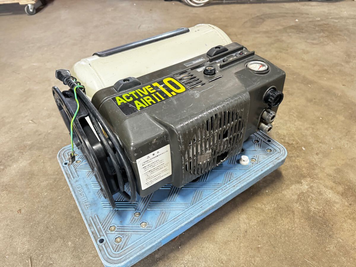 makita マキタ 常圧エアーコンプレッサー AC9031