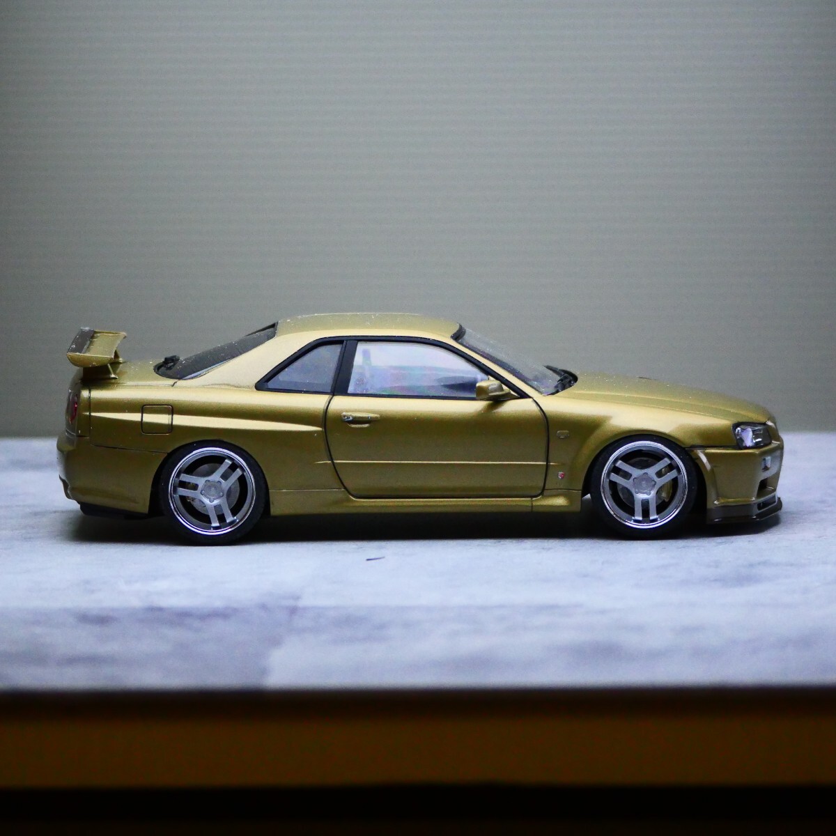 アオシマ プラモデル 完成品 頭文字Dシリーズ 星野好造 BNR34 