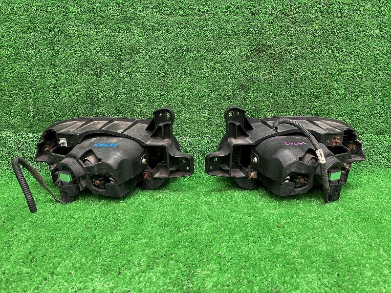 ホンダ フィット ハイブリッド GP1 フォグランプ 左右セット マルチコートタイプ ハロゲン ベゼル付 NH731P 黒パール ブラックパール フィット フォグランプ ホンダ フォグランプ交換（ホンダ フィットハイブリッド・GP1&frasl;4）by 0